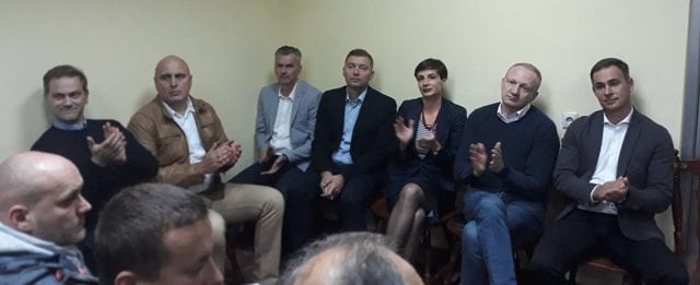 Otvorene prostorije Saveza za Srbiju u Kotraži 3 kotraza