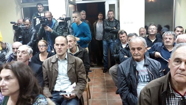 Otvorene prostorije Saveza za Srbiju u Kotraži 2 kotraza2