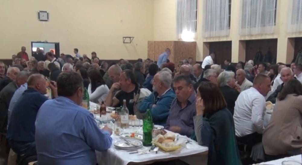 Ima i takvih sveštenika: Protu Milorada u penziju ispratilo 6 sela 3 milorad cicovic2