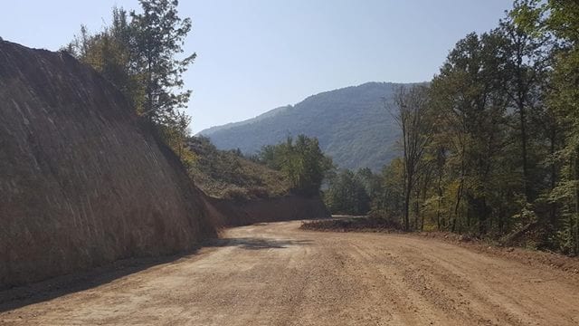 Izgradnja puta ka vrhu Kablara (FOTO, VIDEO) 2 vrncani1