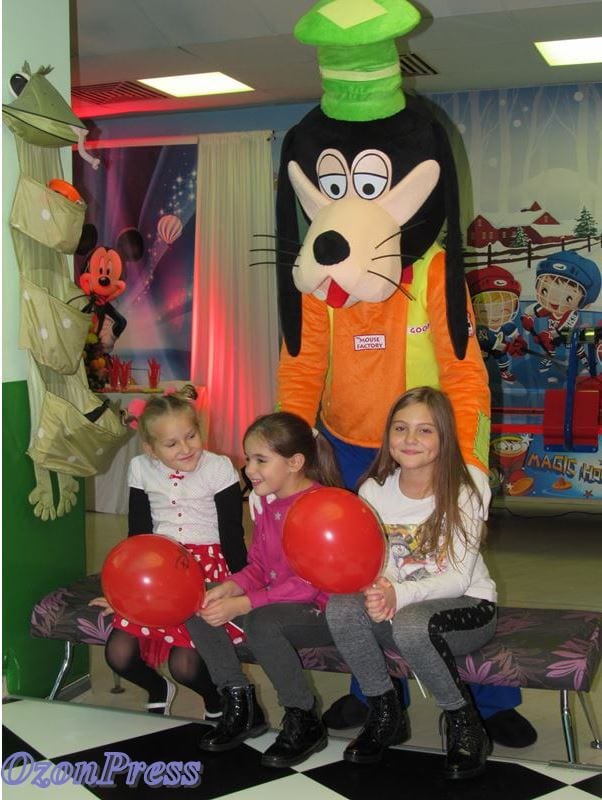 Miki Maus15