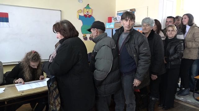 Lučani: Izlaznost do 14h 40 odsto, sve veći broj neregularnosti 1 lucania