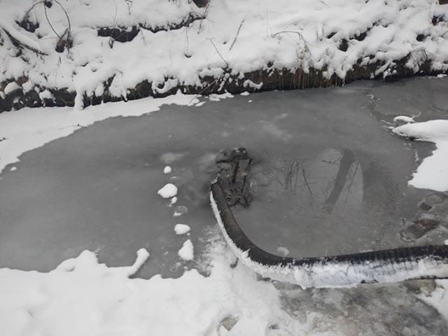 Uslov Bresničanima, sigurni glasovi za SNS pa voda 2 cisterna1