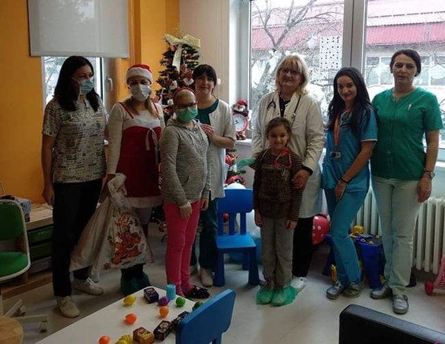 Marija je ponosna na Čačak, obezbedili smo deo paketića za decu na onkologiji 5 onkologija nis