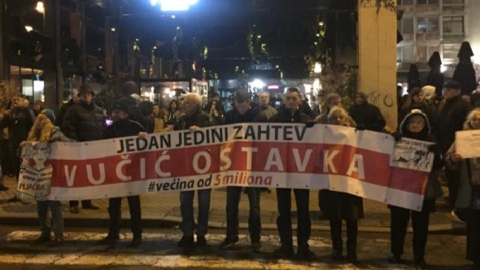 Više od sto advokata podržalo proteste, u KG maturanti na čelu kolone 2 protesti Beograd