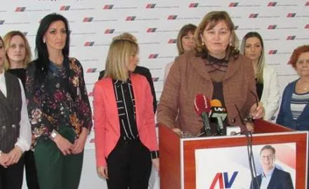 Žene SNS