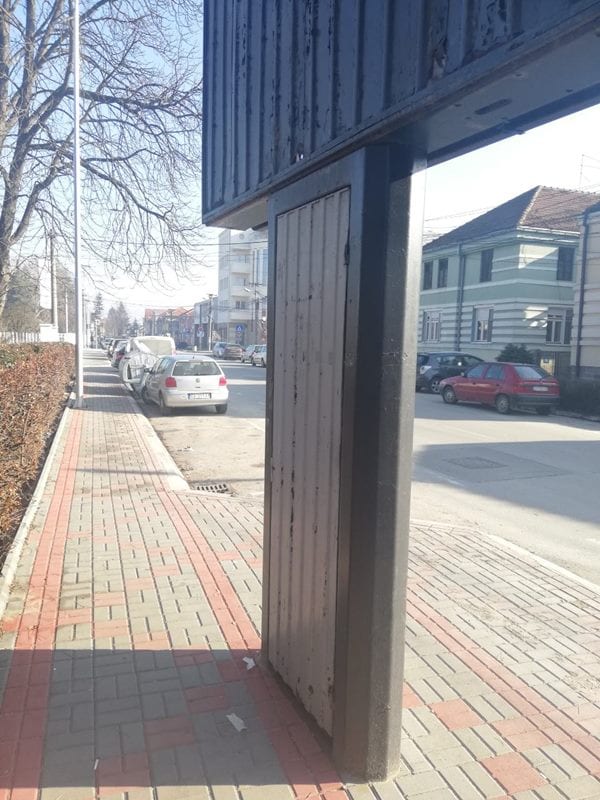 Brza reakcija, bilbord bezbedan 1 bilbord