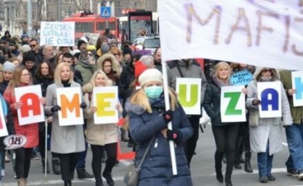 Mame su zakon protest