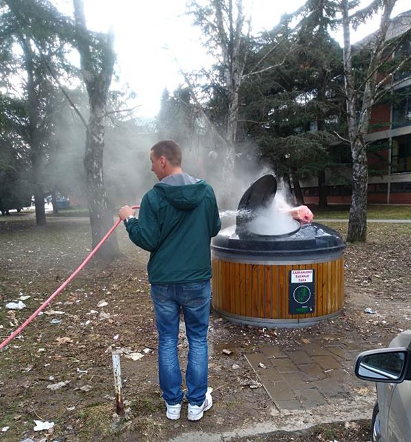 Goreo još jedan podzemni kontejner 4 kontejner2