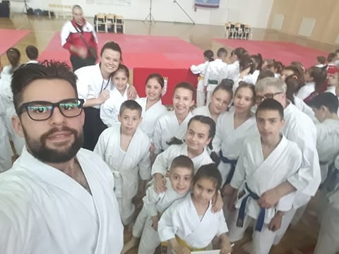 12 takmičara - 17 medalja 1 kk nemanja3