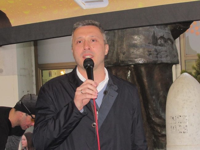 Vučić ujedinio Čačane i Užičane (FOTO) 4 protest14