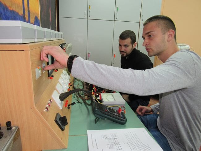 Visoka škola otvorila savremeni kabinet za elektro odsek 2 visoka1 1