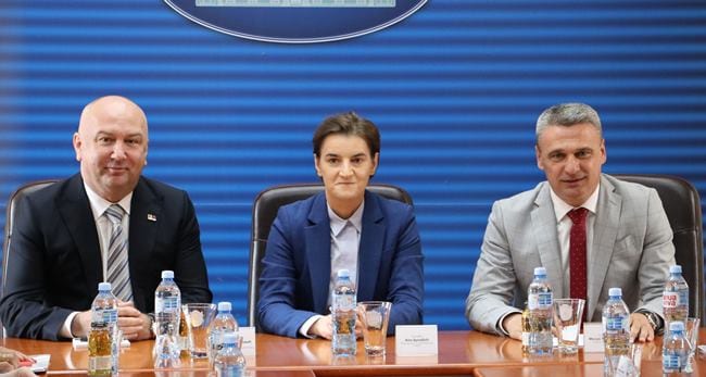 Vidikovac na Kablaru: Slučaj sećanja Ane Brnabić na baku i šta se potom desilo 6 CACAK BRNABIC POSETA 24052019 MNA MILOS LUKIC 01