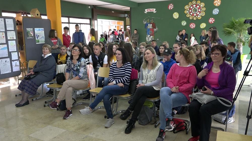 Učenici iz Češke u Čačku 1 Cesi