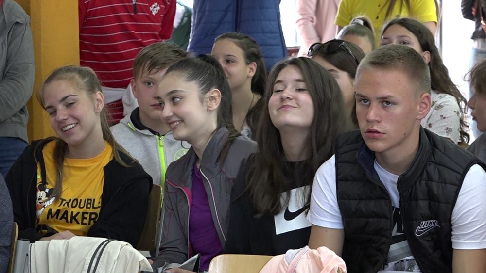 Učenici iz Češke u Čačku 2 Cesi2