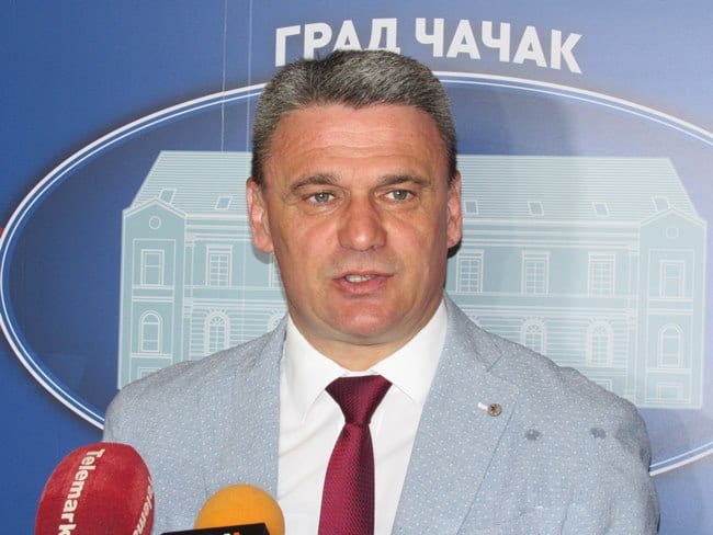 Bahati naprednjaci na Gradskoj plaži 2 milun