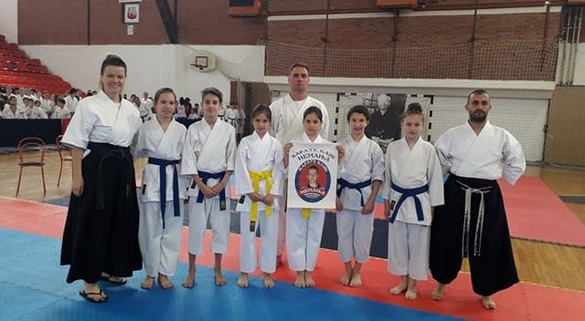 Čačanski karatisti u Zaječaru, osvojeno 11 medalja 1 nemanja1