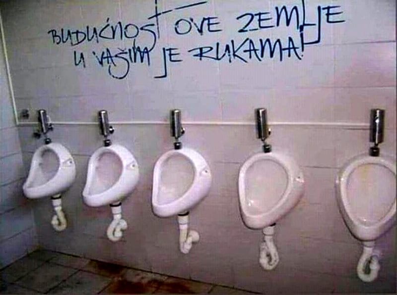 Poverenje i poštenje 2 pisoar