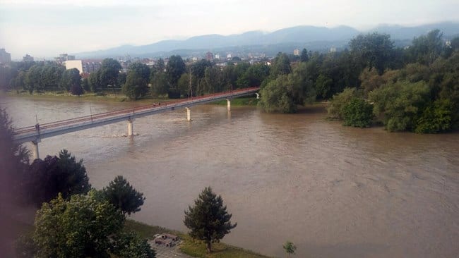 Zapadna Morava van korita (FOTO, VIDEO) 2 morava1