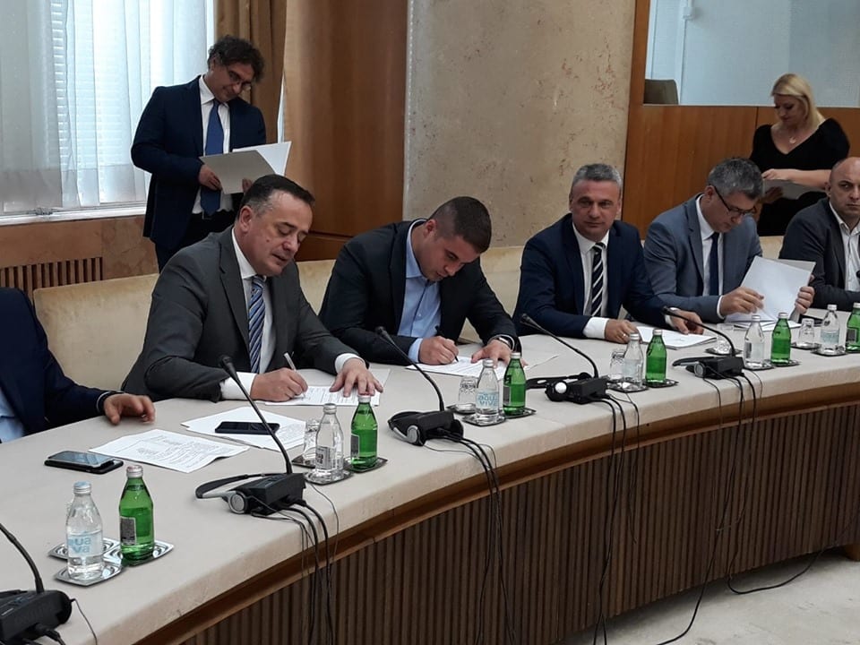 Uskoro rekonstrukcija vrtića Kolibri 1 potpisivanje