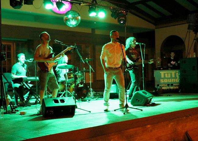 Mural novi simbol Dana kulture u Guči 5 GUCA DANI KULTURE KONCERT DZEPOVI 28072019 MNA MILOS LUKIC 02