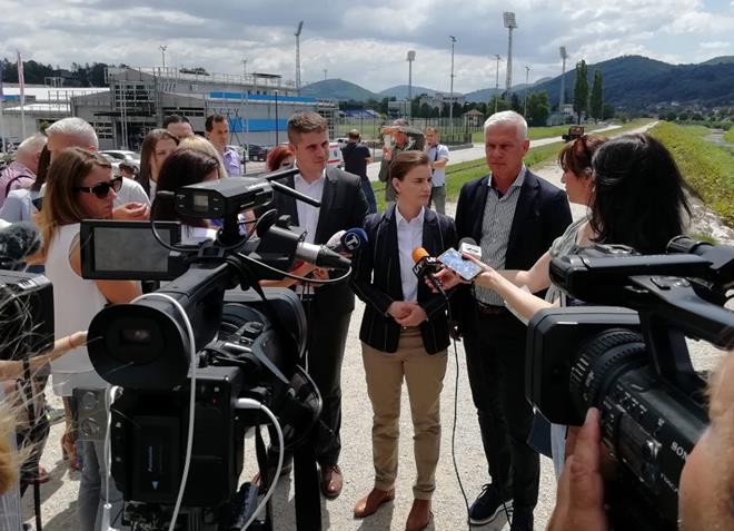 Brnabić: Pomoć opštini Lučani u sanaciji poplava 1 LUCANI BRNABIC BEDEM 24072019 MNA 03