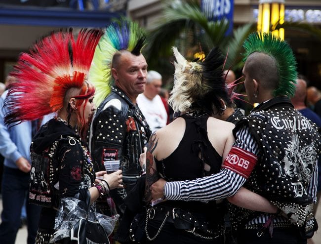 Trobroj časopisa Gradac: Pank ili pobuna koja traje 2 PUNK 1