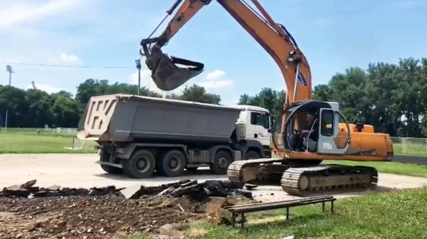 Počela rekonstrukcija atletske staze 1 atletska staza radovi