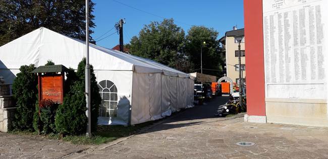 Morbidno: Šatra i preko grobova 6 guca1