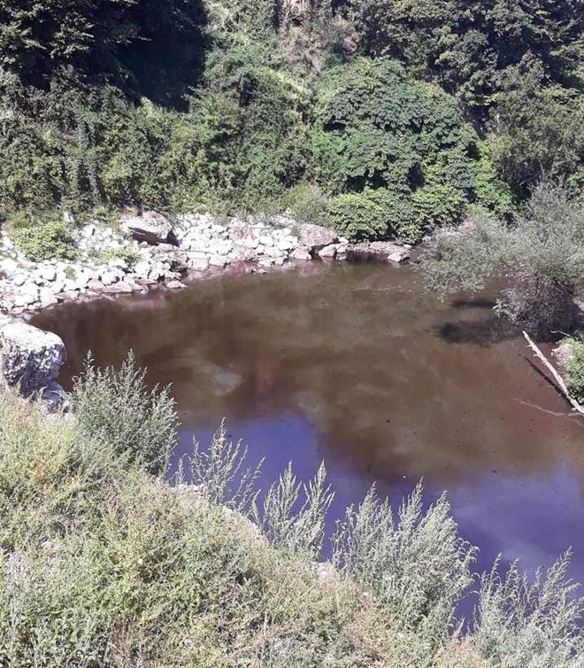 Naftne mrlje stižu i iz Ivanjice (FOTO, VIDEO) 2 moravica