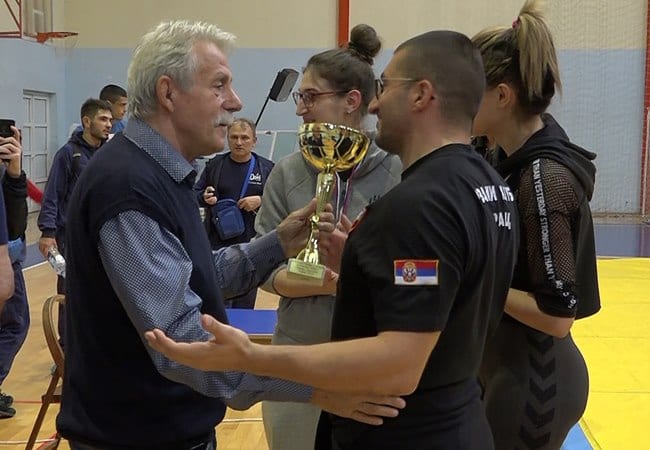 Rvači Borca prvi u ekipnoj konkurenciji kod žena 1 CACAK RVANJE BORAC PEHAR 29092019 MNA MILOS LUKIC