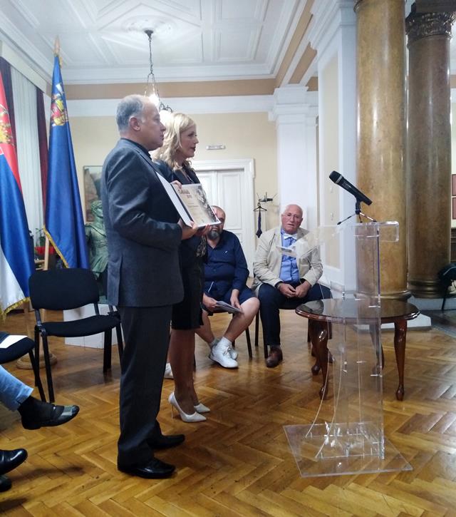 Matijeviću uručena Nagrada "Ramonda serbika" (FOTO) 2 dodela nagrade 1