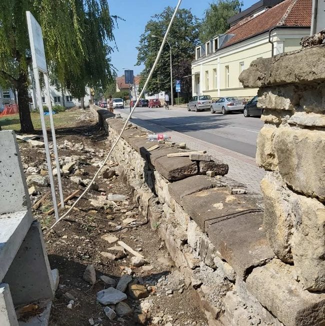 Rekonstrukcija ograde Narodnog muzeja i prilaza Disovom spomeniku 1 ograda muzej