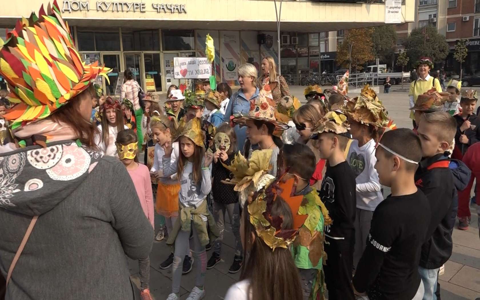info press defile 5