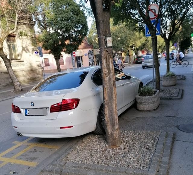 Slike grada: Parkiranje (FOTO) 4 parkrianje
