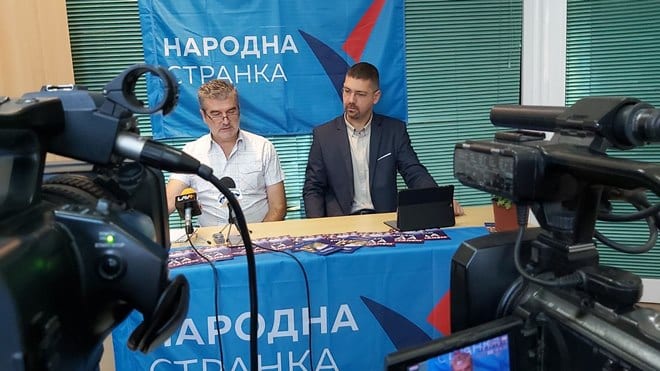 Ministar i premijerka slagali prosvetare 3 selak1