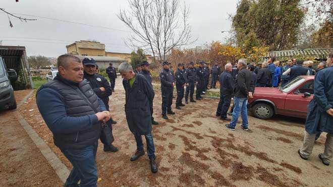 Izvršitelji u FRA, policija blokirala pogon 1 FRA1