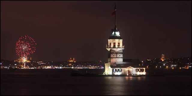 Tri dobra razloga da odete u Istanbul za doček Nove godine 1 turska vatromet more