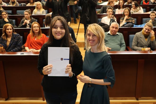 CACAK UCENICI STUDENTI NAGRADE 14122019 MNA MILOS LUKIC 07