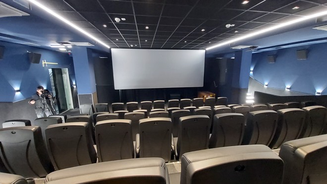 Novi bioskop Sutjeska otvara vrata za mesečak dana (FOTO) 1 bioskop3