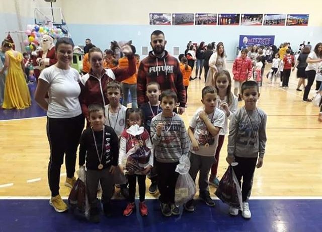 Za kraj - maskenbal 5 nemanja 4