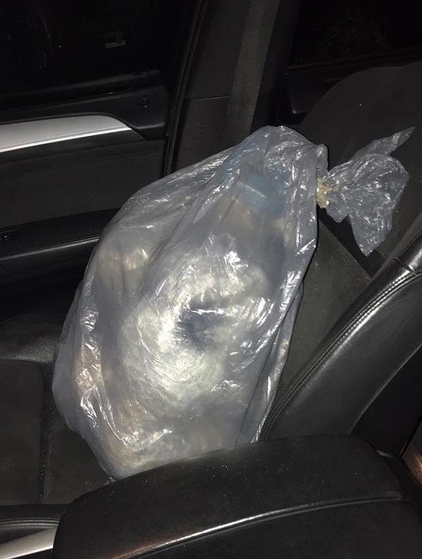 Uhapšen Z.O., zaplenjeno 8 kilograma marihuane 2 CACAK MARIHUANA ZAPLENA 21022020 MNA MUP 03