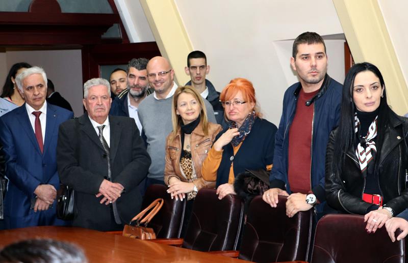 CACAK IZBORI SNS PREDAJA LISTE 06032020 MNA MILOS LUKIC 03 scaled 1