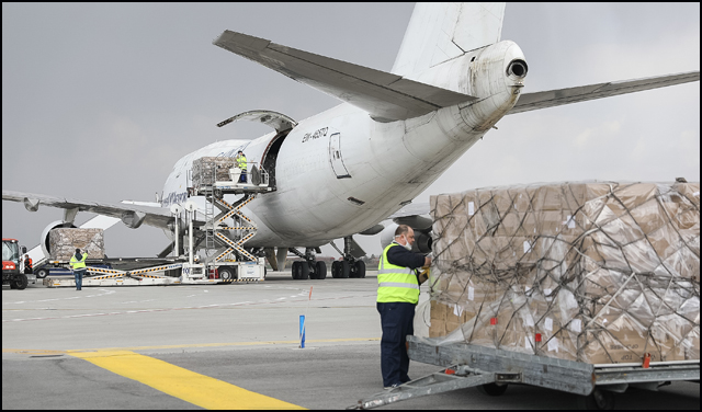 Cargo Airplane 2 152