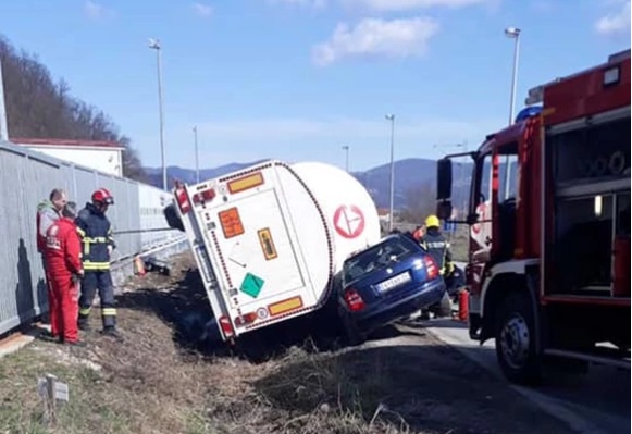 Težak udes na putu Požega - Čačak, povređen Čačanin 1 udes