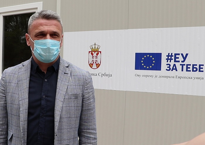 CACAK EU MOBILNI KONTEJNER DONACIJA 30042020 MNA MILOS LUKIC 07