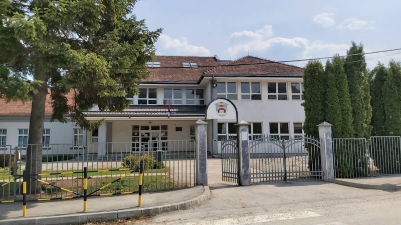 Гради се канализација у Трнави 5 skola trnava