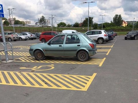 Automobilom bi i u radnju 5 parkiranje3