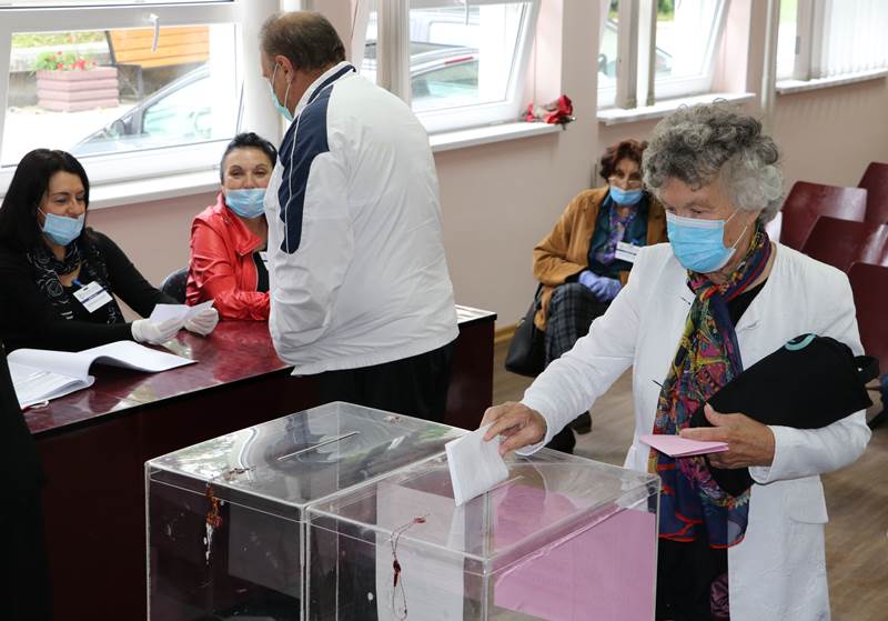 CACAK GLASANJE OTVARANJE BIRACKOG MESTA 21062020 MNA MILOS LUKIC 003
