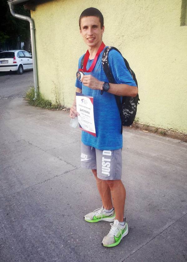 Stefan Tovilović osvojio titulu prvaka Srbije 4 SREMSKA MITROVICA ATLETIKA STEFAN TOVILOVIC 28062020 MNA CAAK